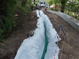 drenaggi ingegneria naturalistica Realizzazione di trincea drenante lungo strada in frana Valdagno