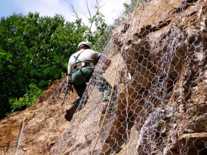 reti paramassi consolidamenti Cucitura di reti paramassi Recoaro Terme